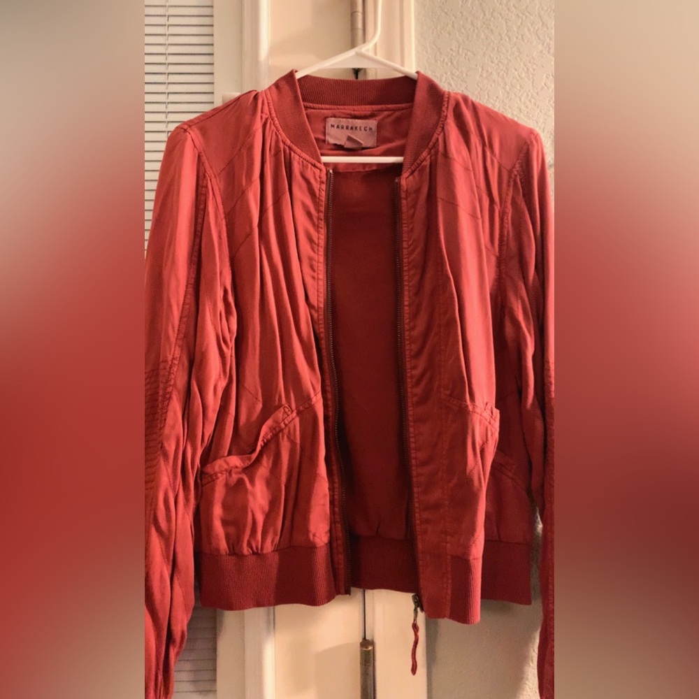Cropped Style Bomber Jacket